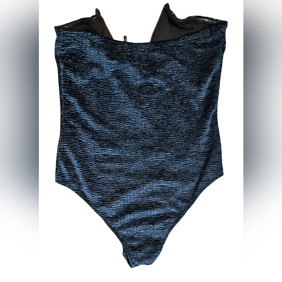 NWOT Urban Outfitters Blue Bodysuit with Plunging V-Neck - Picture 2 of 5